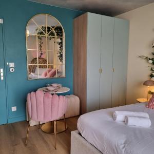 Suite Romantique Florale Balnéo Rennes parking