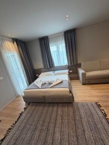 Central Apartment Blloku