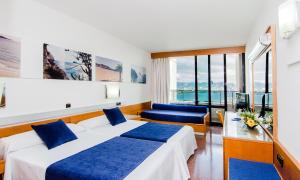 Double Room with Sea View room in Gran Hotel Bali