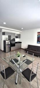 62 CENTRICO MONOAMBIENTE EQUIPADO Amplio y funcional!