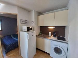 T2 Cabine, 4 couchages, 1er étage, parking