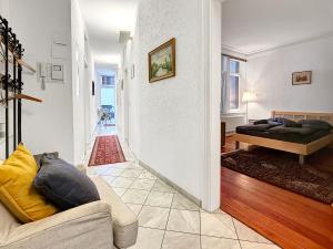 Zentrale Wohnung Stuttgart mit Balkon für 10 Gäste