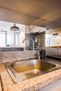 Live Providencia from your cozy home