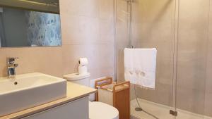 SeaShell Romantic - Balcony with Ocean View & Pool