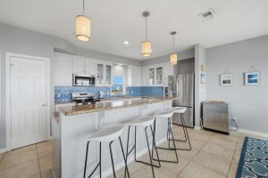 Beachfront Bliss with Views from Every Room