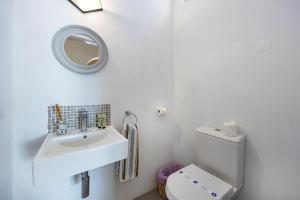 CoolHouses Algarve Luz,3 bed townhouse, lovely sea view, walking distance to beach, Casa 24 LBC