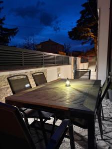 Apartman NAI WITH PRIVATE PARKING AND JACUZZI