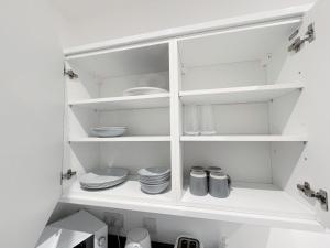 Modern Montgomery Apartment