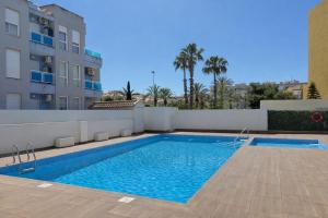 Del Cura Apartments with Balcony & Pool