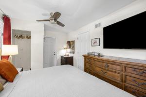 Artful Home Near Design District