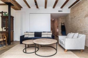 Downtown apartment with terrace