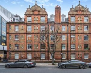 Elegant Covent Garden Retreat
