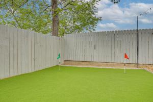 Private Outdoor Oasis: Group Escape in San Antonio