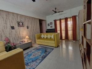 Cozy home stay with loved ones
