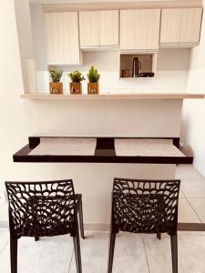 Apt 402 bl 13 Londrina entrance