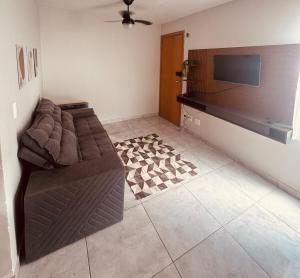 Apt 402 bl 13 Londrina entrance