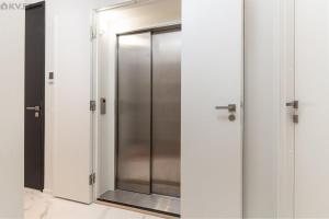 2BR Kalamaja flat with private lift & roof terrace