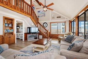 A Bella Vista by Oak Island Accommodations