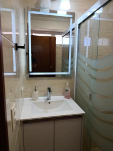 Steps from the Sea Vista de Crucero, 3 Bedrooms 3 Bathrooms