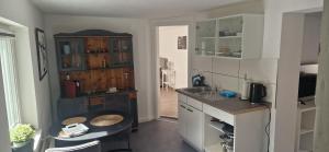 Ruhige, zentrale Erdgeschoss Wohnung mit Parkplatz