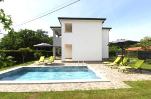 Apartment Villa Mares 2