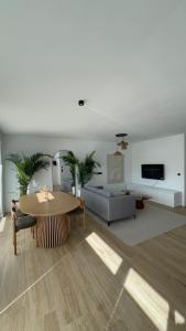 Moderne & helle Wohnung mit Parkplatz in Bettrum