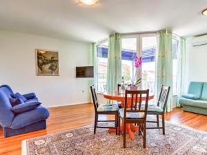 Apartments SIPARIS Zambratija