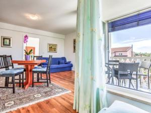 Apartments SIPARIS Zambratija