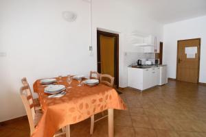 Apartments Albina Valiza
