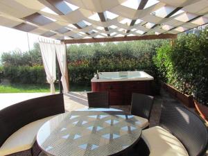Apartment 4 Star app Adriana with sea view and jacuzzi