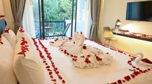 Pooh Beach Resort & Spa