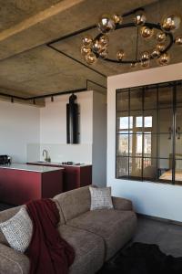 Modern Apartment with views over the city, 1BD