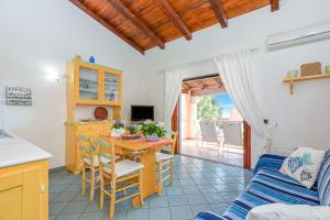 Casa Pitti 200m From The Beach - Happy Rentals