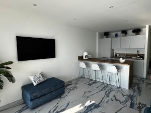 Luxury & Sea View, T2 Waterfront, Wifi, Air conditioning
