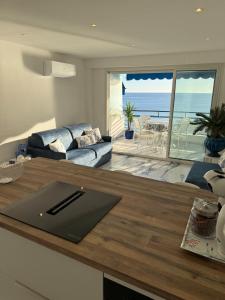 Luxury & Sea View, T2 Waterfront, Wifi, Air conditioning