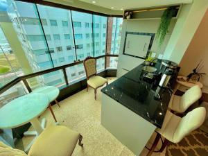 Ed. Isadora 1302 | Cobertura com Vista para o Mar