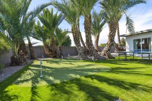 Indigo Oasis with Heated Pool Sleeps 20