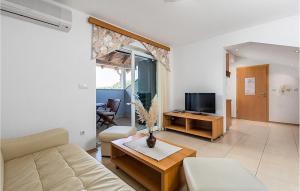 Nice Apartment In Kampor