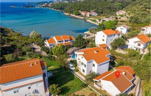 Stunning Home In Kampor