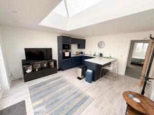 Roof Top Views- Central Broadstairs- Free Parking