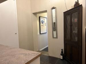 Entire 3 bedroom coach house