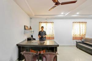 Super Hotel O Golden Hive Madhapur Near Shilparamam