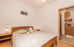 Awesome Apartment In Kampor