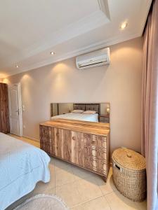 SA Apartments! 2BR Flat 150m to the Beach