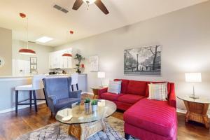 1st floor condo w gym sauna basketball court near theme parks