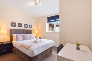 Stylish City Living with free 2-Bay Secure parking