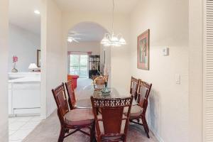NearOrlando theme parks - family friendly condo w shared amenities