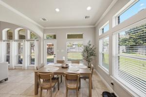 Cozy 4bdrm 3bath Home in The Woodlands