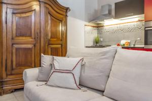 Santa Chiara Apartment - Self Check-in H24 - Wi-Fi veloce - Vicino al centro