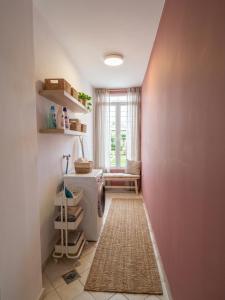 Bright & Cozy Apartment 10 min Beach